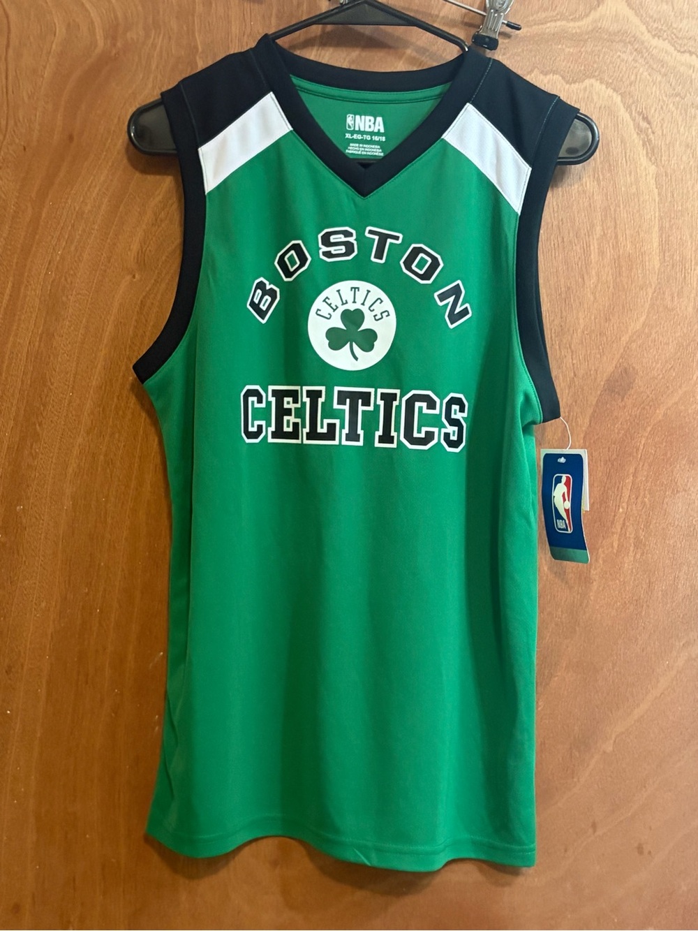 NBA Boston Celtics Green and Black Kids Sleeveless Jersey NWT Boy’s size XL 16